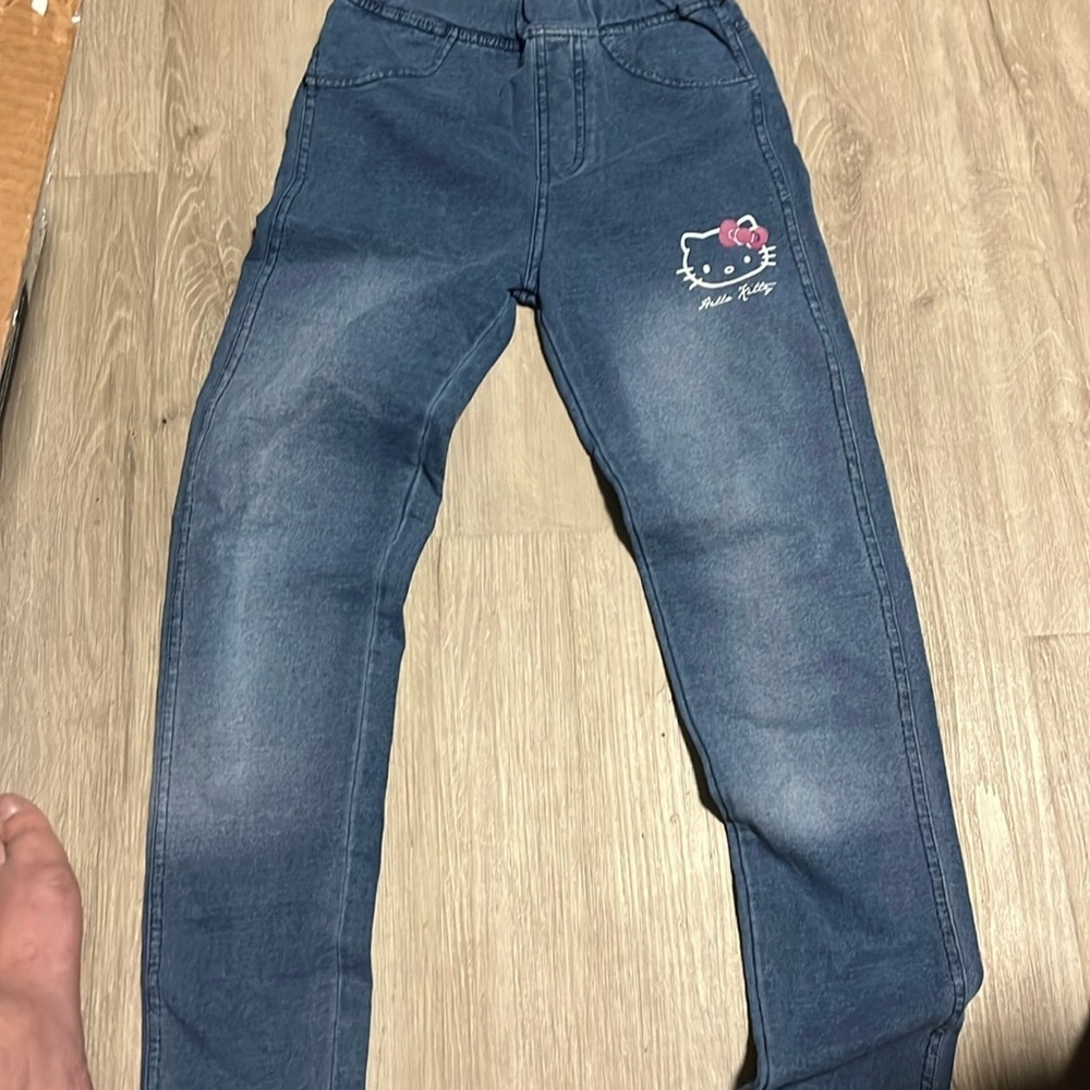 Hello Kitty jeans size 150